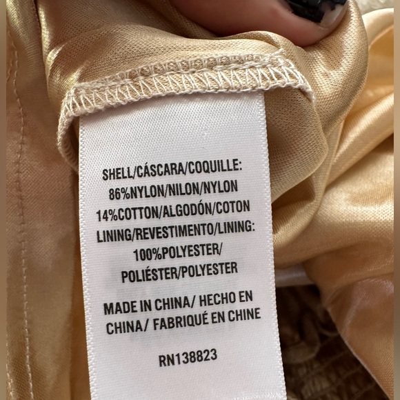 Shyanne Women's Lace Off The Shoulder High-Low Dress - Picture 9 of 10